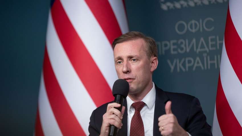 С какими новостями советник Байдена внезапно прибыл в Киев: ждать ли помощи от США С какими новостями советник Байдена внезапно прибыл в Киев: ждать ли помощи от США