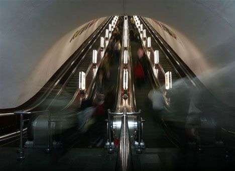 Вход на станцию киевского метро КПИ будут закрывать в час пик