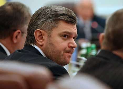 У Азарова не прочь отдать строительство LNG-терминала китайцам