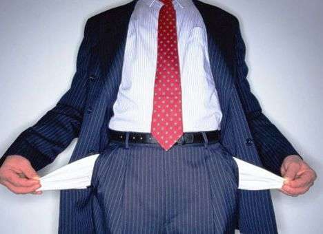 Как банкротство помогает не платить по кредитам