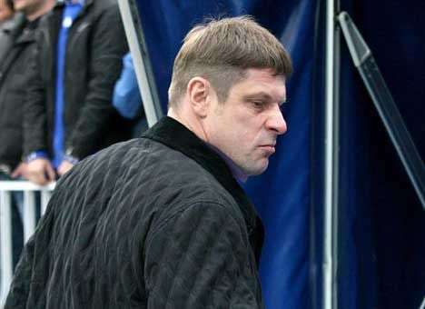 Лужный ждет ответов Куницына