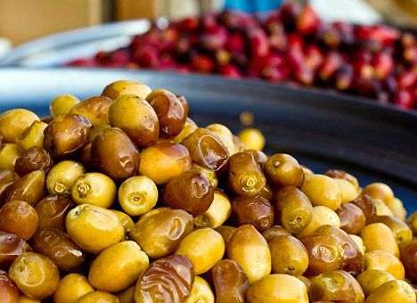 Диетологи советуют заменить конфеты финиками, особенно в сезон гриппа