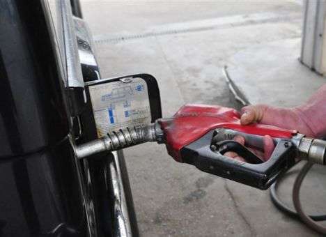 На Полтавщине нашли заправки с водой вместо бензина