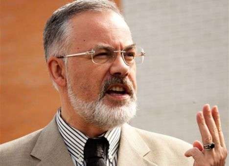 Пшонку натравили на Табачника за «липовую» историю Украины