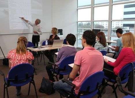 В Привате инструктируют штат, как успокаивать клиентов (ДОКУМЕНТ)