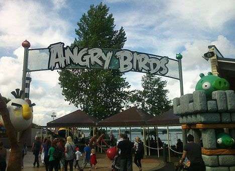 В России построят парки развлечений Angry Birds