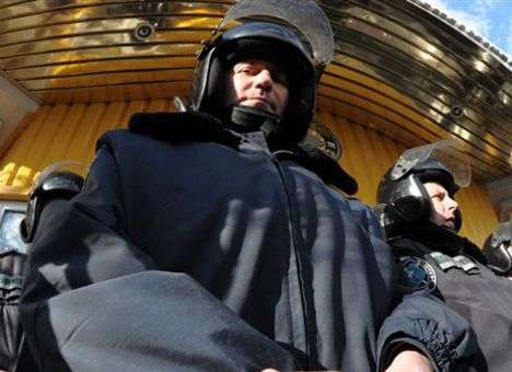 На суд Тимошенко пришел «Грифон» в бронежилетах (ВИДЕО)