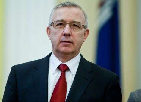 Министр культуры хочет новые дороги к памятным местам