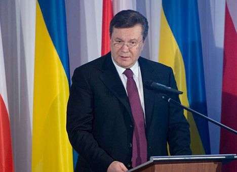 Президент снова пообещал Европе подумать о судьбе Тимошенко и Луценко