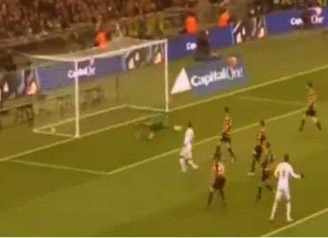 Погром в финале Кубка английской Лиги (ВИДЕО)