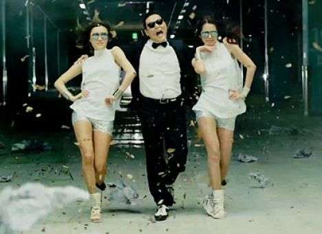 Инаугурация первой в Южной Корее женщины-президента прошла под «Gangnam Style»