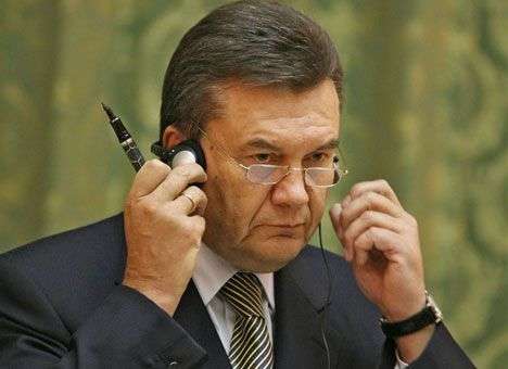 Президент Янукович пообещал в Польше освободить Луценко, - СМИ