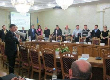 В Тернополе «свободовцы» устроили драку с милицией (ФОТО) (ДОПОЛНЕНО)