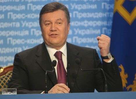 Подхалимаж и «злой троллинг»: Президент пообщался с прессой (РЕПОРТАЖ)