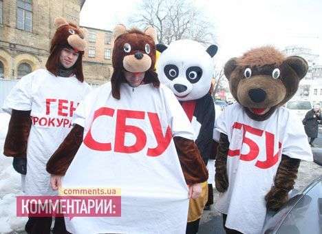Власенко под судом поджидают сторонники «Батькивщины» и дипломаты