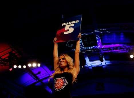 Бокс бросил вызов футболу