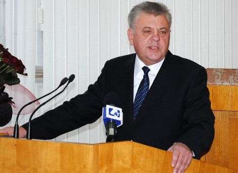 Тернопольская «Свобода» грозит перекрыть дороги, если не уволят губернатора