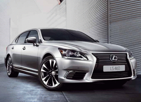 Клюев застрахует служебный Lexus от самовозгорания и нападения животных