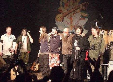 «Аквариум» прекращает свое существование