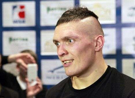 Усик будет бить чемпиона мира