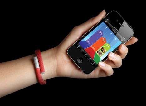 «Умный» браслет Jawbone UP получил поддержку Android-устройств
