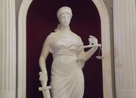 Суд над Тимошенко перенесли на апрель