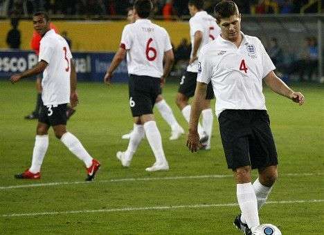 Джеррард собирается победить Украину