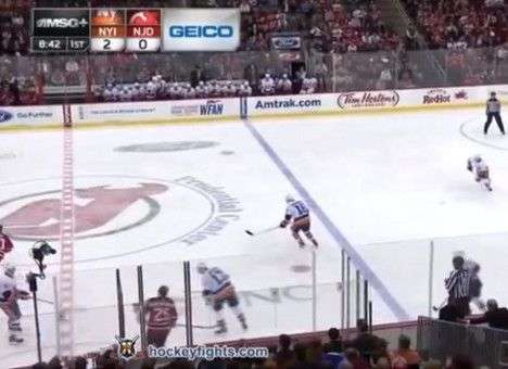 НХЛ. Две первоапрельские драки (ВИДЕО)