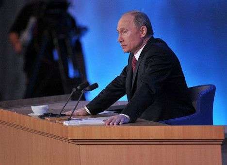 Путин ввел штрафы за мат в СМИ