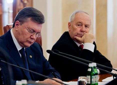 Почему Президент и спикер мучают друг друга
