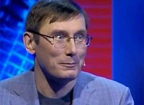 Луценко возвращается в больницу делать вторую операцию