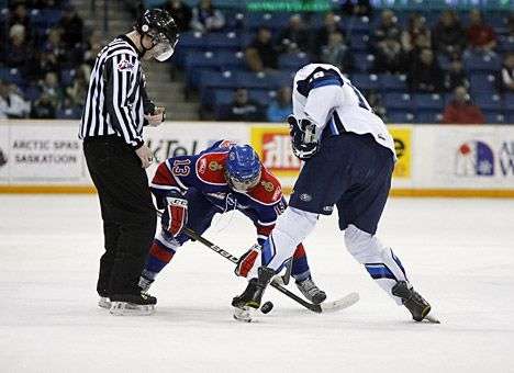 Румыния разнесла Эстонию на ЧМ в Донецке