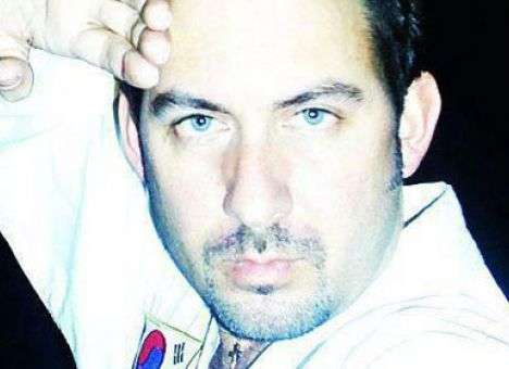 Письмо с ядом Обаме прислал двойник Элвиса