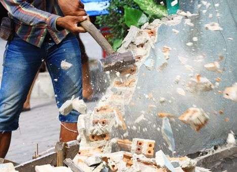 Украинцам разрешат крушить квартиры по собственному усмотрению