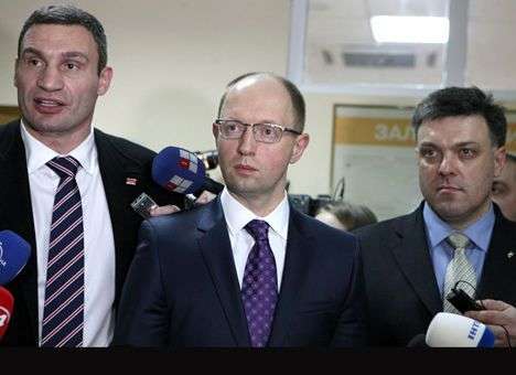 Оппозиция требует пустить Тимошенко на президентские выборы