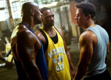 «Анаболики» возглавили кинопрокат США