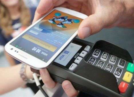 Хакеры научились воровать карточки «по воздуху»