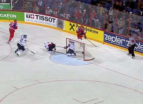 ЧМ по хоккею: лучшие шайбы и сэйвы (ВИДЕО)