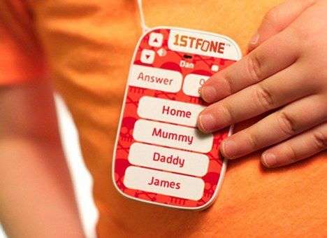 Мобильник 1stFone: детям экран не нужен