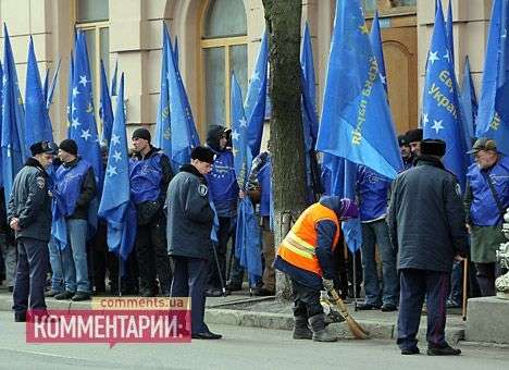 В соцсетях уже вовсю «закупают» массовку на субботние митинги