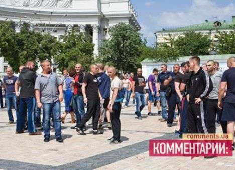 Кличко призвал спортсменов не поддаваться на провокации негодяев