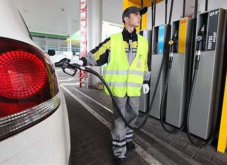 На водителей предлагают «повесить» двойной акциз на нефтепродукты