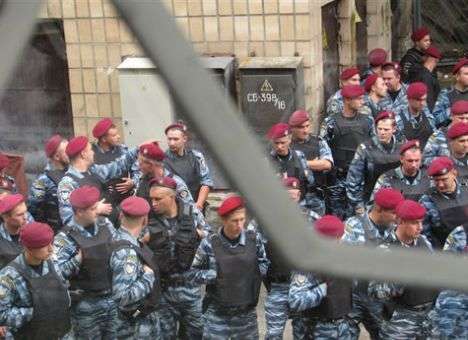 Последнее заседание Киеврады началось с драки (ФОТО)