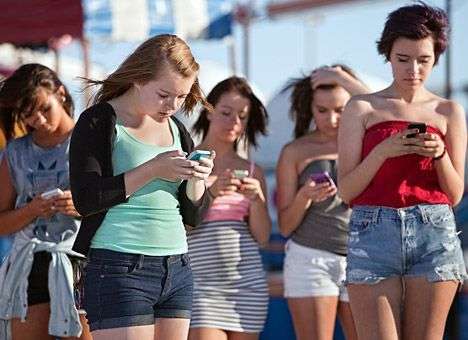 Nokia будет контролировать смартфоны работников