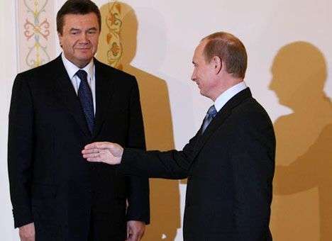 Президент Янукович сегодня летит в  Казахстан