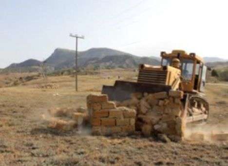 В Судаке под снос пошли 30 самостроев поляны протеста (ВИДЕО)