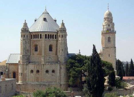 «Христиане — обезьяны» - в Иерусалиме осквернили бенедиктинский храм