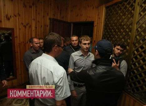 В  Василькове поймали члена УИК с пачкой паспортов (ВИДЕО)