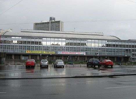 Тендер на ремонт киевского Дворца спорта выиграл орденоносный дончанин