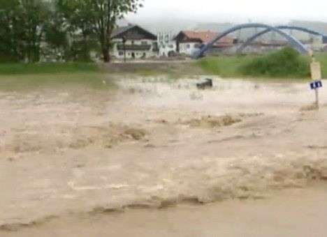 Вода в Германии поднялась до исторического максимума - 12,2 м